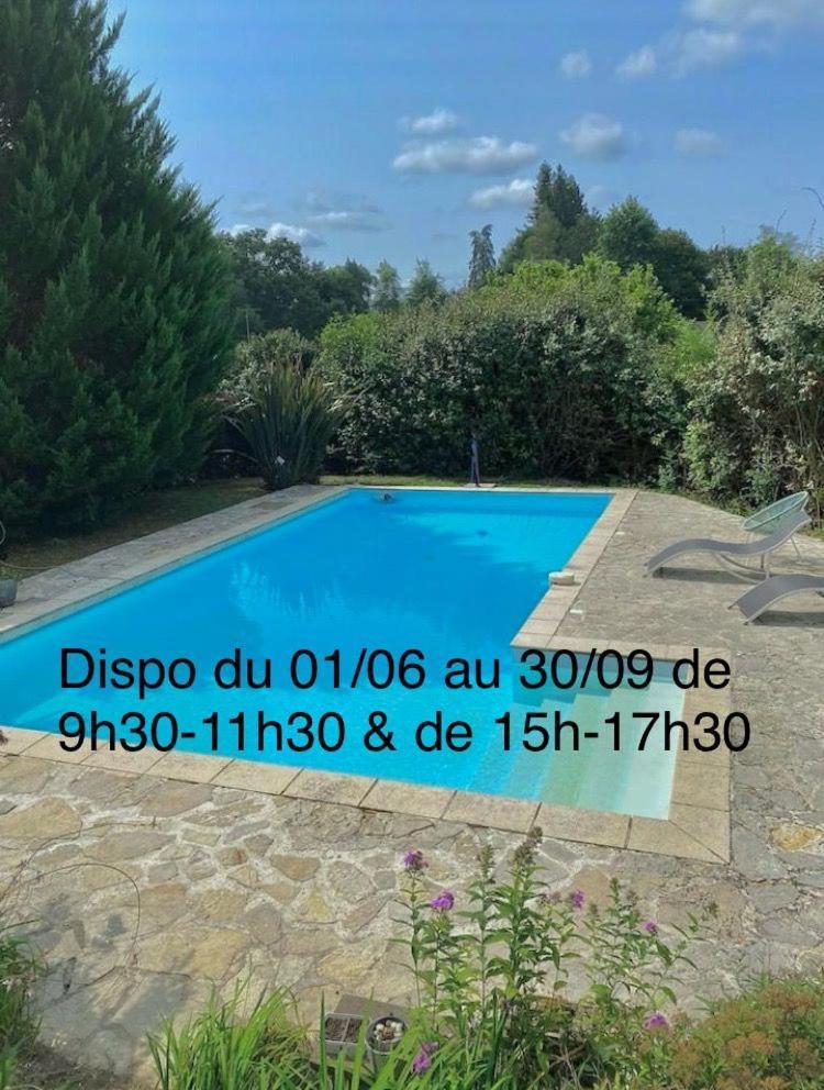 Agreable Petit Gite Avec Piscine Et Jardinet Salies-de-Béarn Exteriör bild